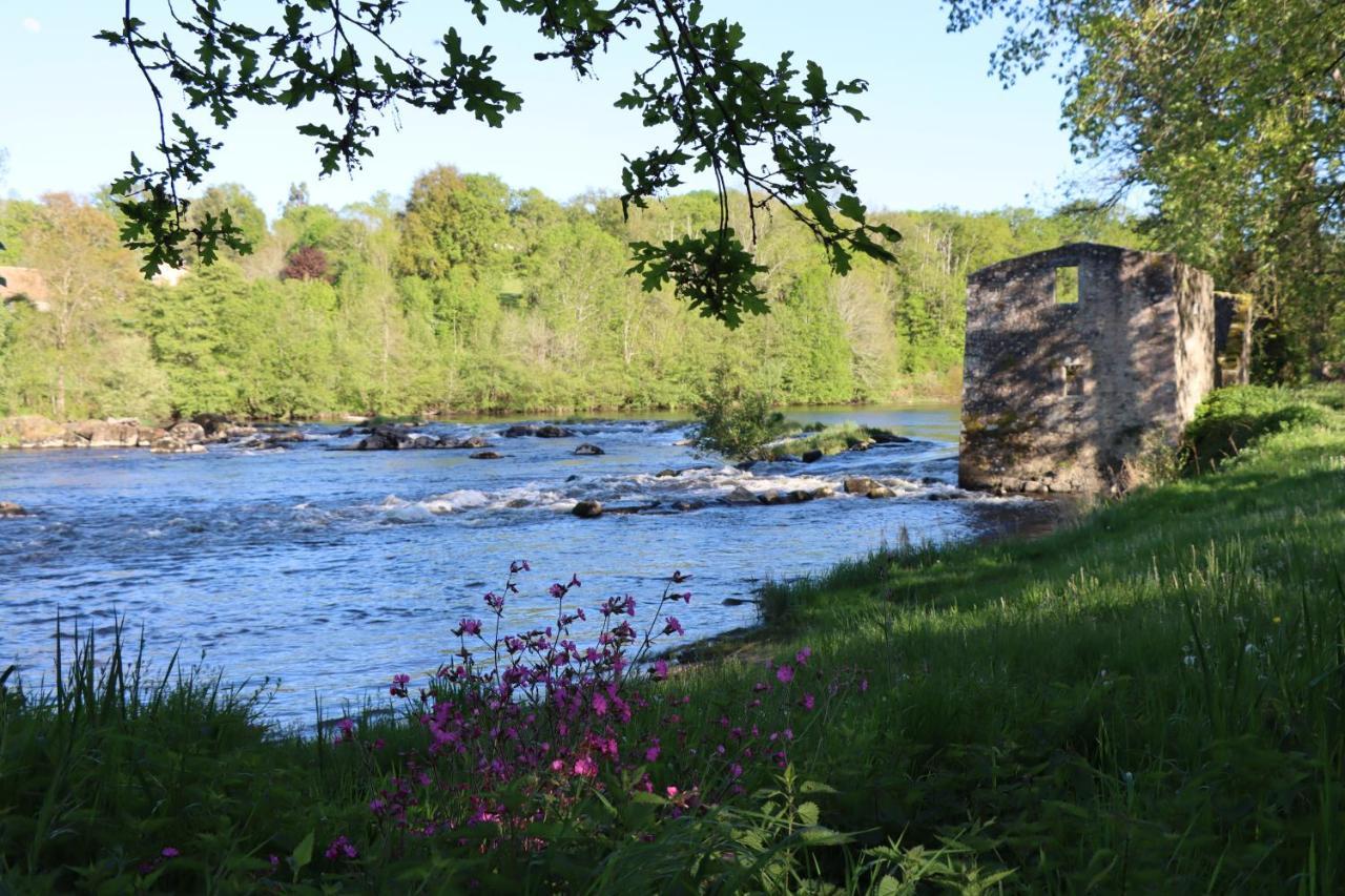 Manot Vacances - Gites En Bord De Vienne Exteriér fotografie